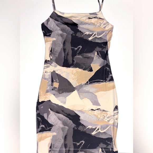 Tight petite dress - Picture 1 of 2